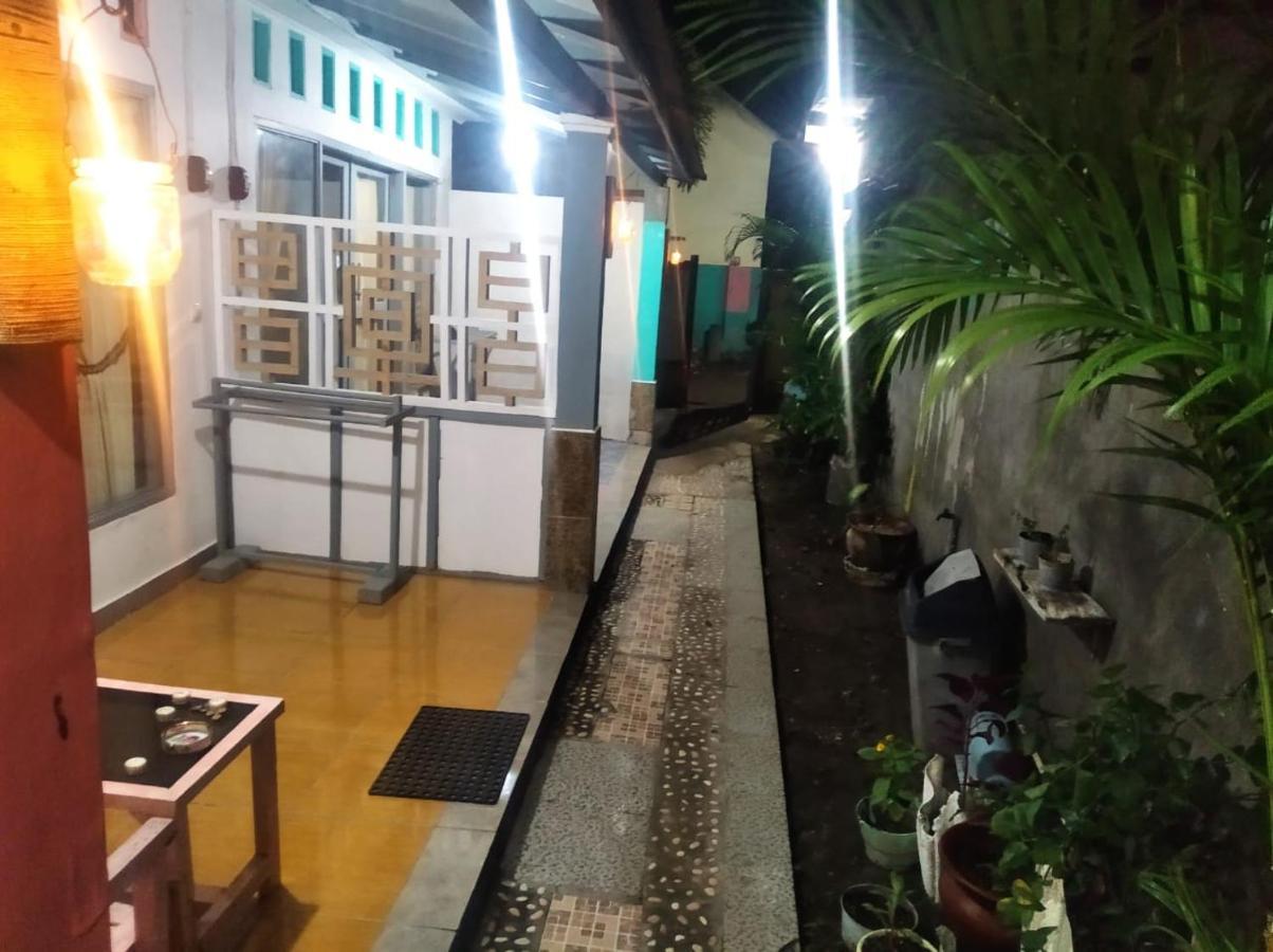 Pitara Homestay Gili Trawangan Exterior foto