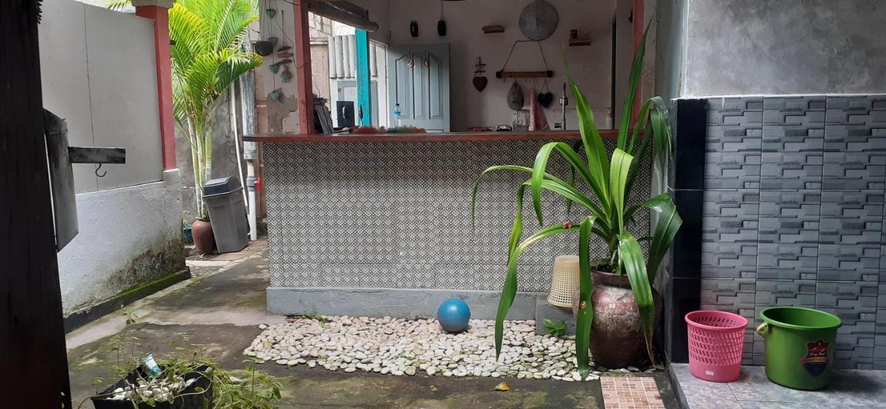 Pitara Homestay Gili Trawangan Exterior foto